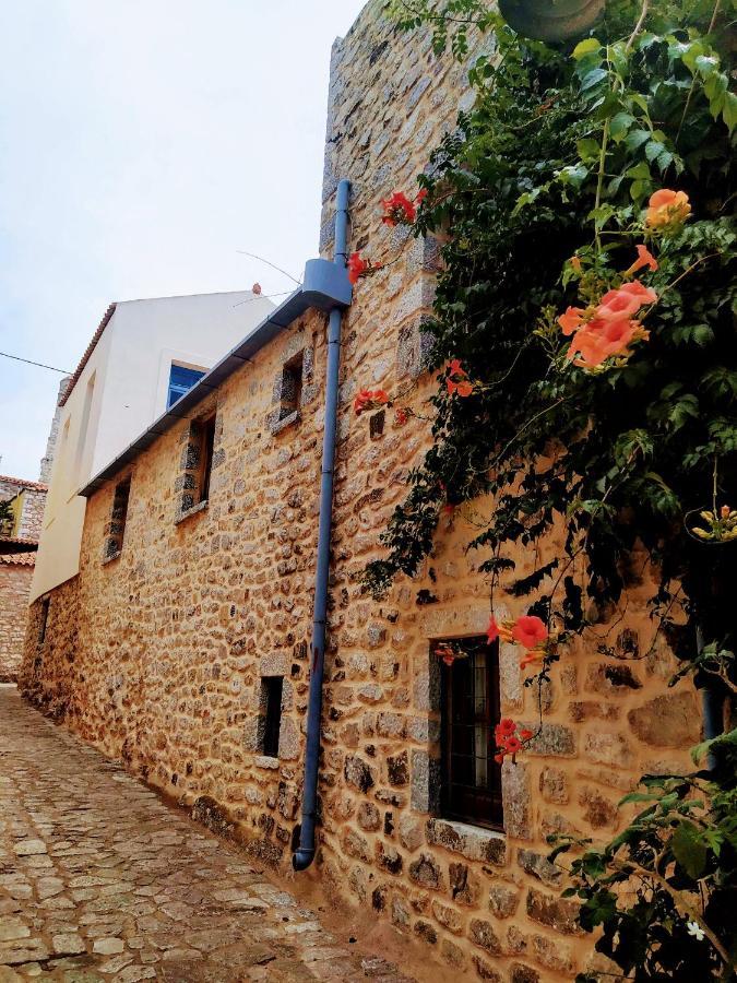Villa Kapetan Matapas 16Th Cen. Tower Areopoli Exterior foto